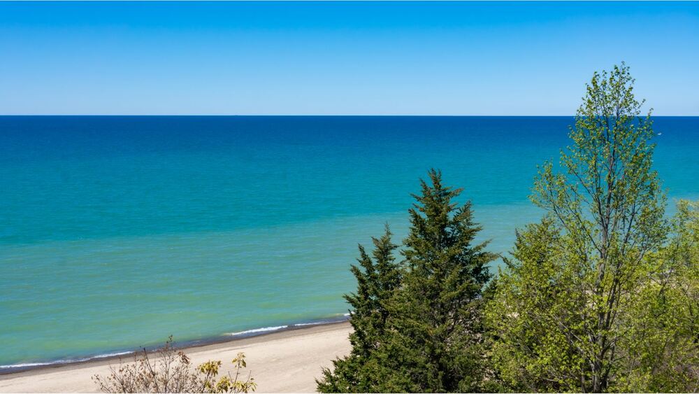 The beautiful blue waters of Lake Michigan’s shoreline inside Indiana Dunes National Park